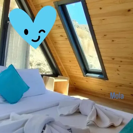 Mola Bag Evi Marmara Adasi